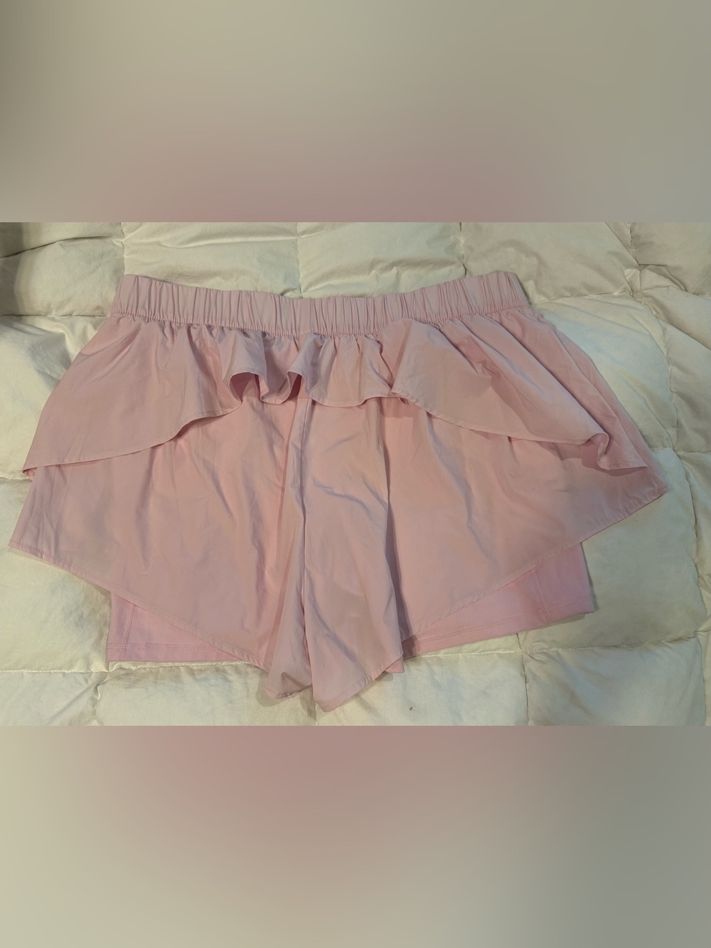 Plus Size 1X Blogilates Lilac Snow Athletic Ruffle Running Shorts w/Pockets - Picture 2 of 6